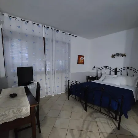 Azzurro Mare Bed and Breakfast *