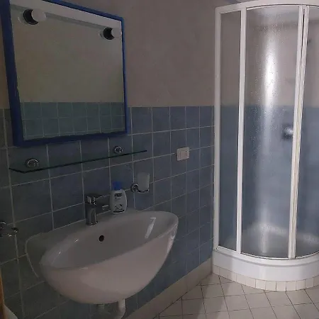 Azzurro Mare Frühstückspension 3*